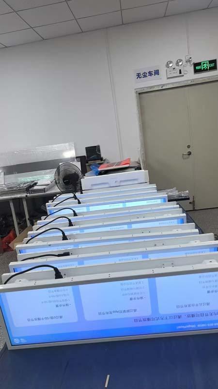 公交车乘客信息显示屏怎么选?亮度、接口与环境适应性解析-3